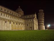 piazza_miracoli_notte_small